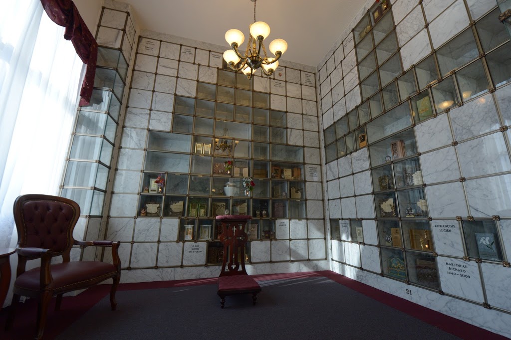 Columbarium St-Romuald | 567, rue de Saint-Romuald, Lévis, QC G6W 7J4, Canada | Phone: (418) 833-1813