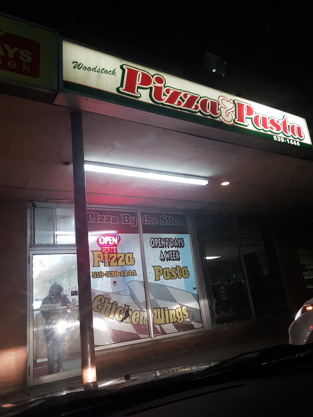 Woodstock Pizza & Pasta | 208 Springbank Ave, Woodstock, ON N4S 7R2, Canada | Phone: (519) 539-1444