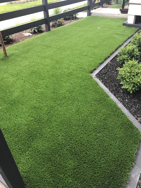 Turf Dealers Inc. | 3051 Fromme Rd, North Vancouver, BC V7K 2C8, Canada | Phone: (604) 307-8873