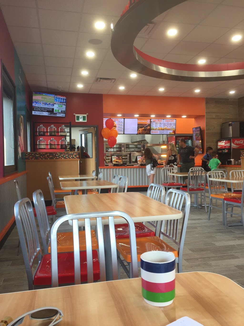 Popeyes Louisana Kitchen | 3479 Yonge St, North York, ON M4N 2N3, Canada | Phone: (647) 347-5444