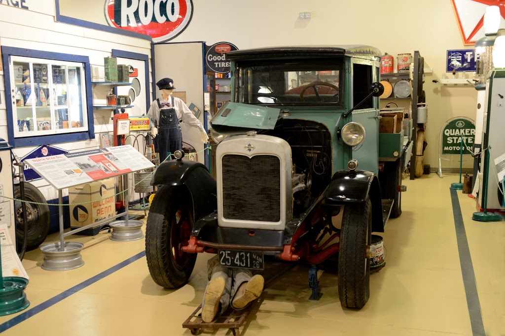 Jims Vintage Garages Gas Station Museum | 5353 Portage Ave, Headingley, MB R4H 1J9, Canada | Phone: (204) 889-3132