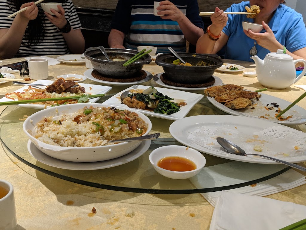 Dong Kee Chinese Restaurant | 3838 Midland Ave, Scarborough, ON M1V 5K5, Canada | Phone: (416) 321-3318