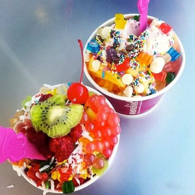 Menchies | 2690 Erin Centre Blvd Unit A003, Mississauga, ON L5M 5P5, Canada | Phone: (905) 607-1117