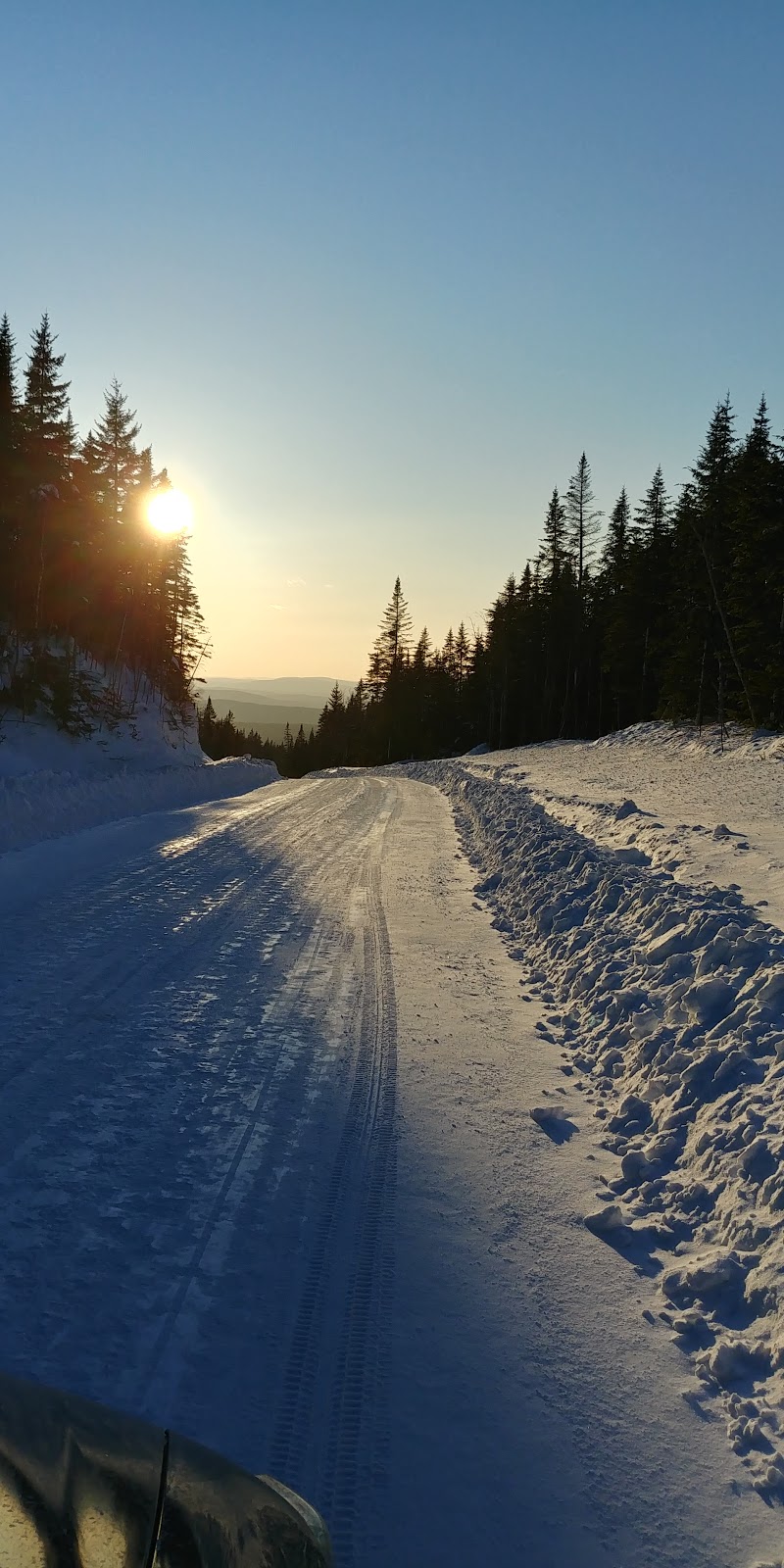 Montagne le Maelström | 38 Chem. de la Passerelle, Lac-Beauport, QC G3B 1B3, Canada | Phone: (418) 473-6542