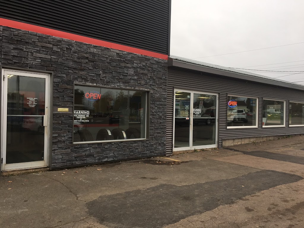 Albion Tirecraft Auto Centre Ltd | 64 S Albion St, Amherst, NS B4H 2W6, Canada | Phone: (902) 667-1219