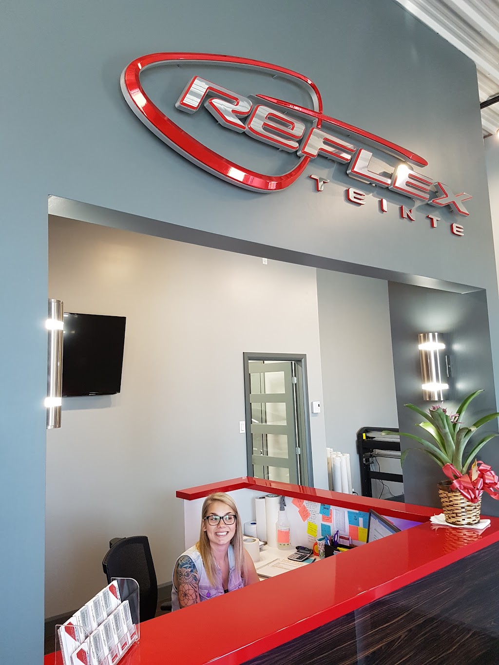 Réflex Teinte | 2485 Bd Wilfrid-Hamel, Québec, QC G1P 2H9, Canada | Phone: (418) 651-4777