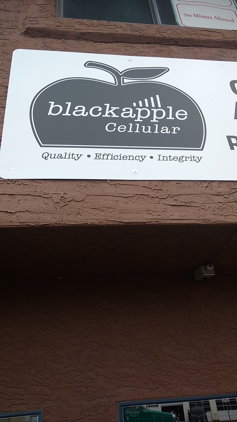 Blackapple Cellular | 4061 Norwell Dr, Nanaimo, BC V9T 1Y8, Canada | Phone: (250) 585-5335