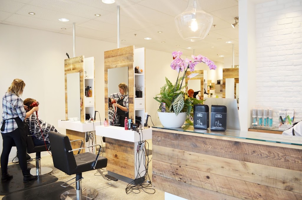 American Style Coiffure | 2317 Bd du Curé-Labelle, Laval, QC H7T 1R3, Canada | Phone: (450) 688-4544