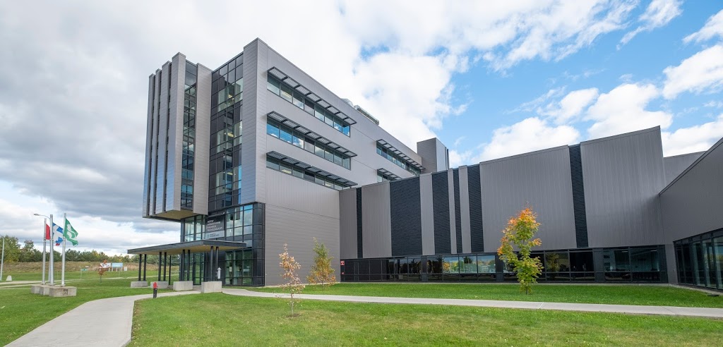 3IT - Université de Sherbrooke | 3000 Boulevard de lUniversité Immeuble P2, Sherbrooke, QC J1K 0A5, Canada | Phone: (819) 821-8000 ext. 65771