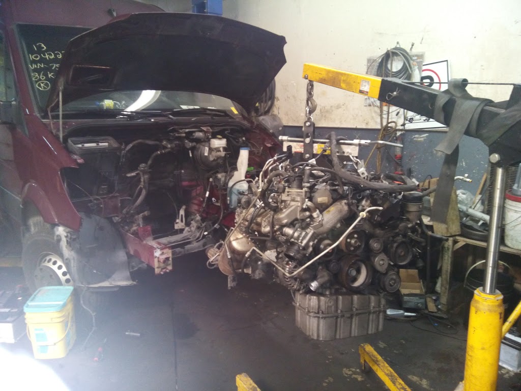 Norseman Auto Repair | 220 Norseman St, Etobicoke, ON M8Z 2R4, Canada | Phone: (905) 537-7646