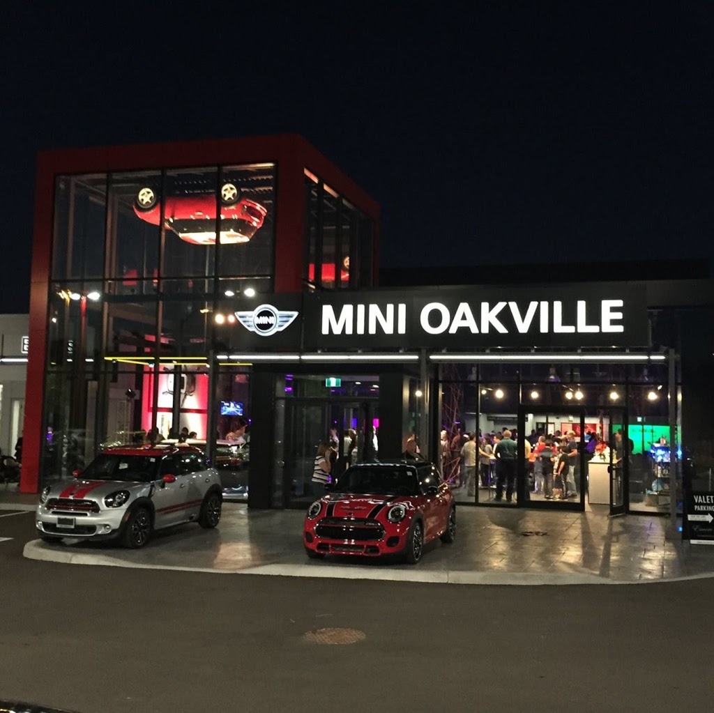 MINI Oakville | 2486 S Service Rd W, Oakville, ON L6L 5M5, Canada | Phone: (905) 469-6220