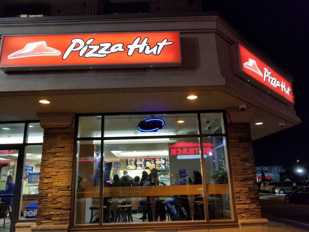 Pizza Hut Express | 5905 Victoria Ave, Niagara Falls, ON L2G 3L8, Canada | Phone: (905) 357-4040 ext. 210