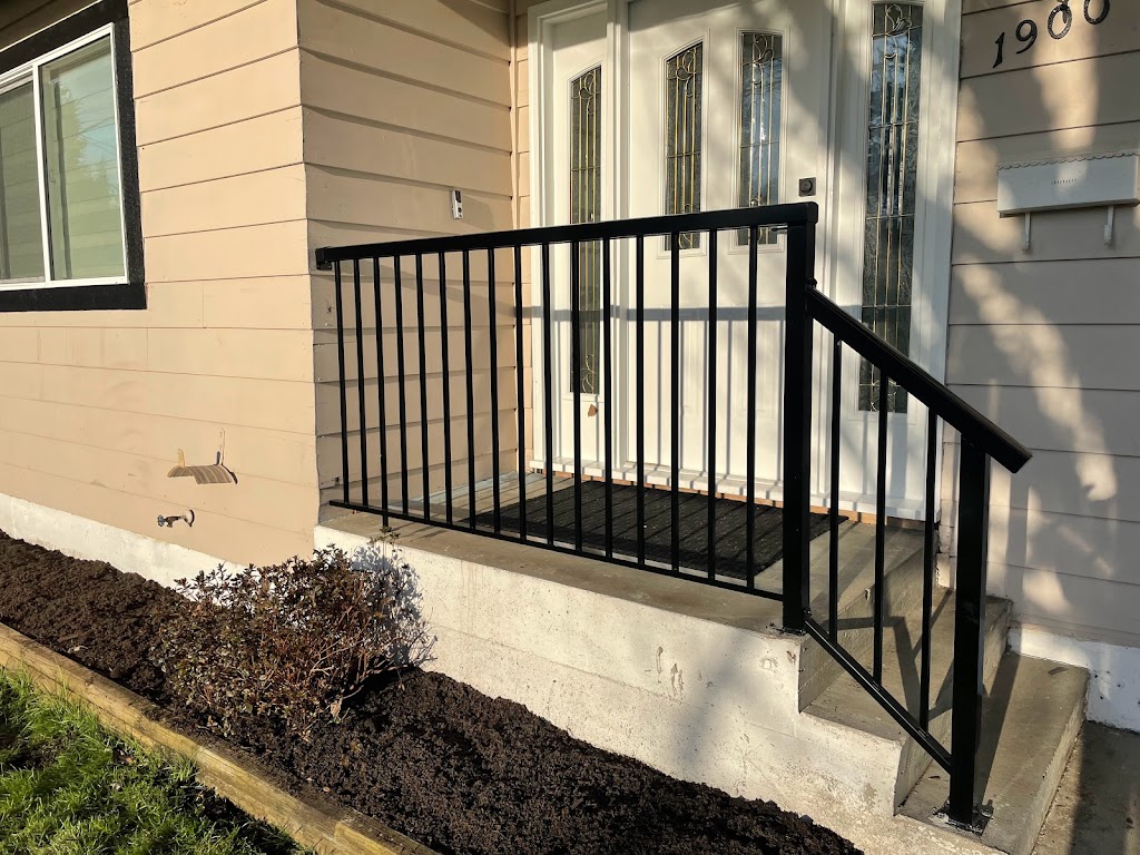 Akal railing and patio cover | 2356 Bradner Rd, Abbotsford, BC V4X 1C3, Canada | Phone: (778) 203-4000