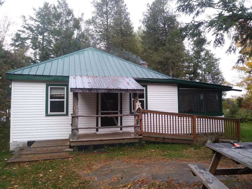 Long Lake Ranch | 1398 Cronk Rd, Parham, ON K0H 2K0, Canada | Phone: (613) 375-6467