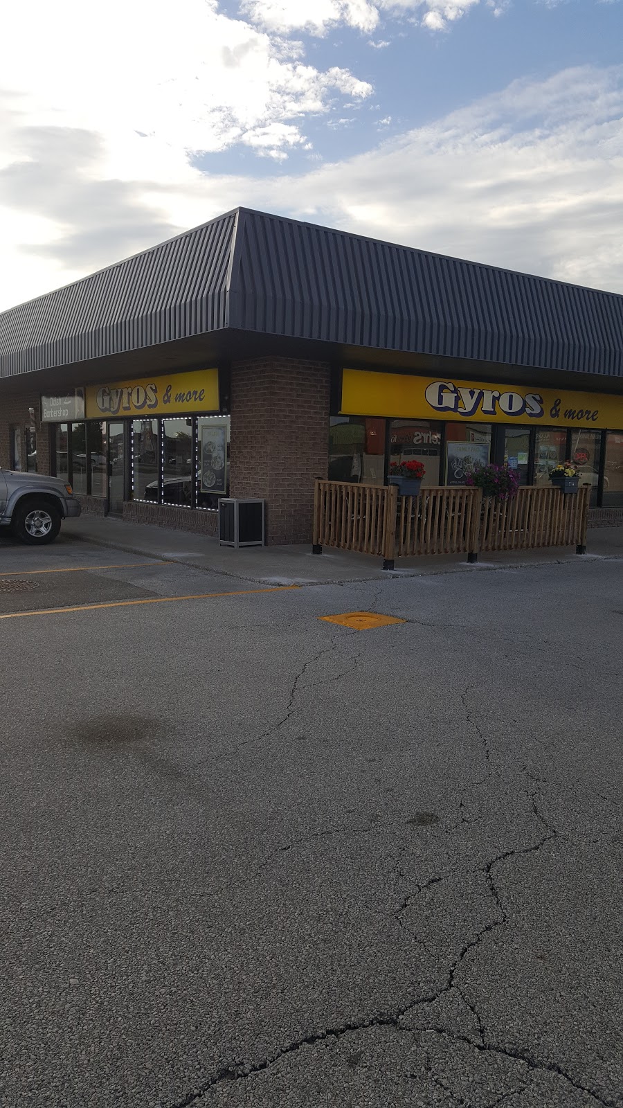 Gyros & More | 400 Manning Rd #5, Windsor, ON N8N 3N7, Canada | Phone: (519) 739-9200