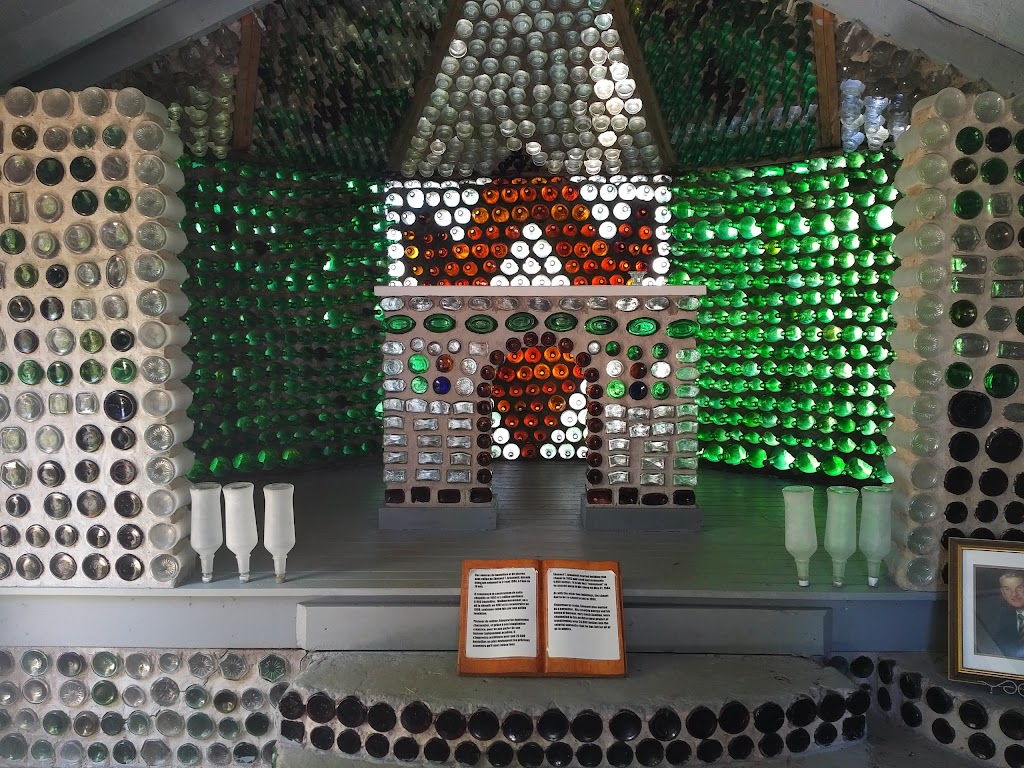 Bottle Houses- Maisons de Bouteilles | 6891 PE-11, Wellington, PE C0B 2E0, Canada | Phone: (866) 671-2987