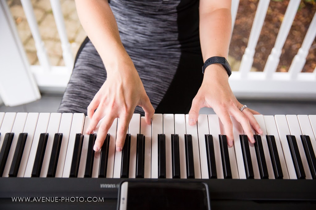 Liz Craig, Pianist | 111 Raglan Ave, York, ON M6C 2K9, Canada | Phone: (647) 466-4198