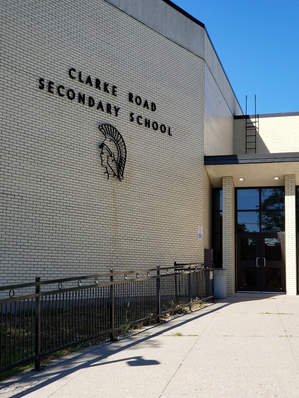 Clarke Road Secondary School | 300 Clarke Rd, London, ON N5W 5N4, Canada | Phone: (519) 452-2640