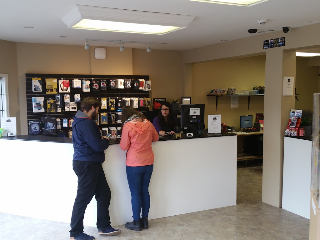 Blackapple Cellular | 4061 Norwell Dr, Nanaimo, BC V9T 1Y8, Canada | Phone: (250) 585-5335