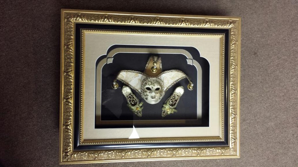 Picture This Framing Inc. | 335 Dougall Square at, Cabana Rd W, Windsor, ON N9G 1S7, Canada | Phone: (519) 972-8885