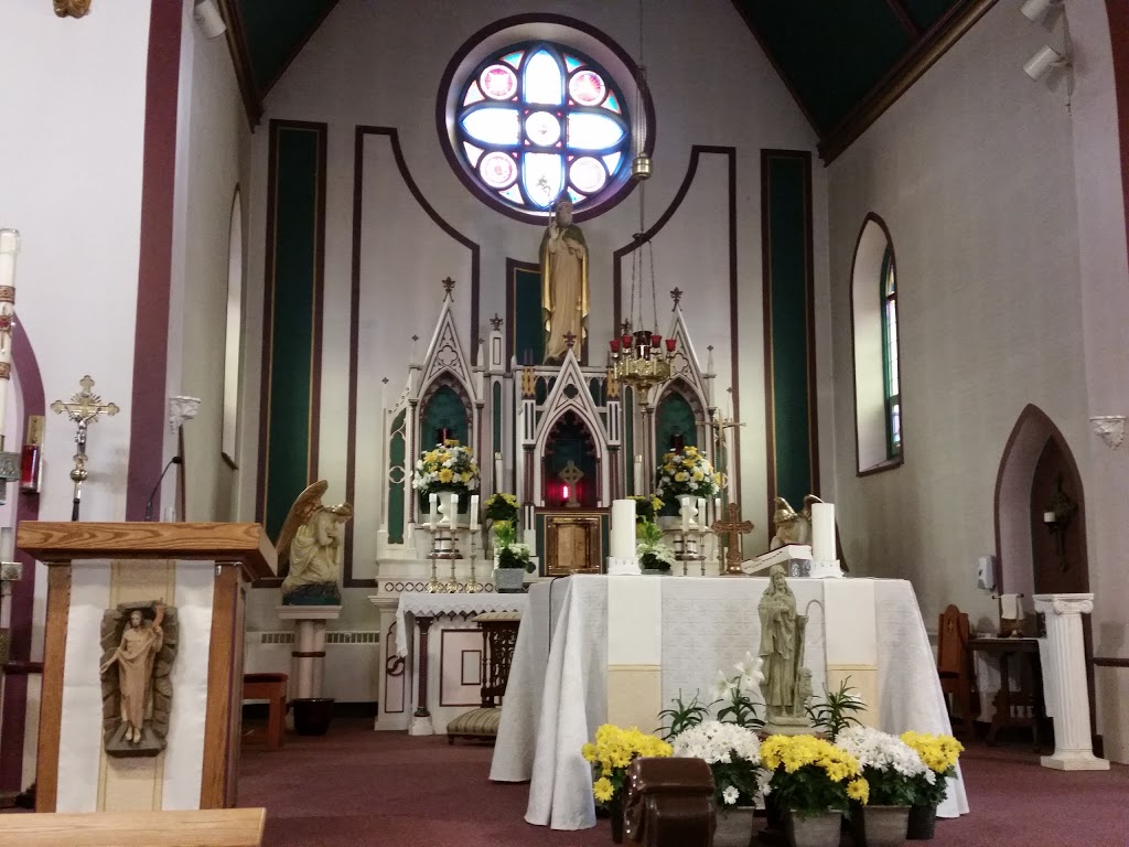 Saint Patrick Roman Catholic Church | 31 Chestnut St E, St. Catharines, ON L2T 1G8, Canada | Phone: (905) 227-2358