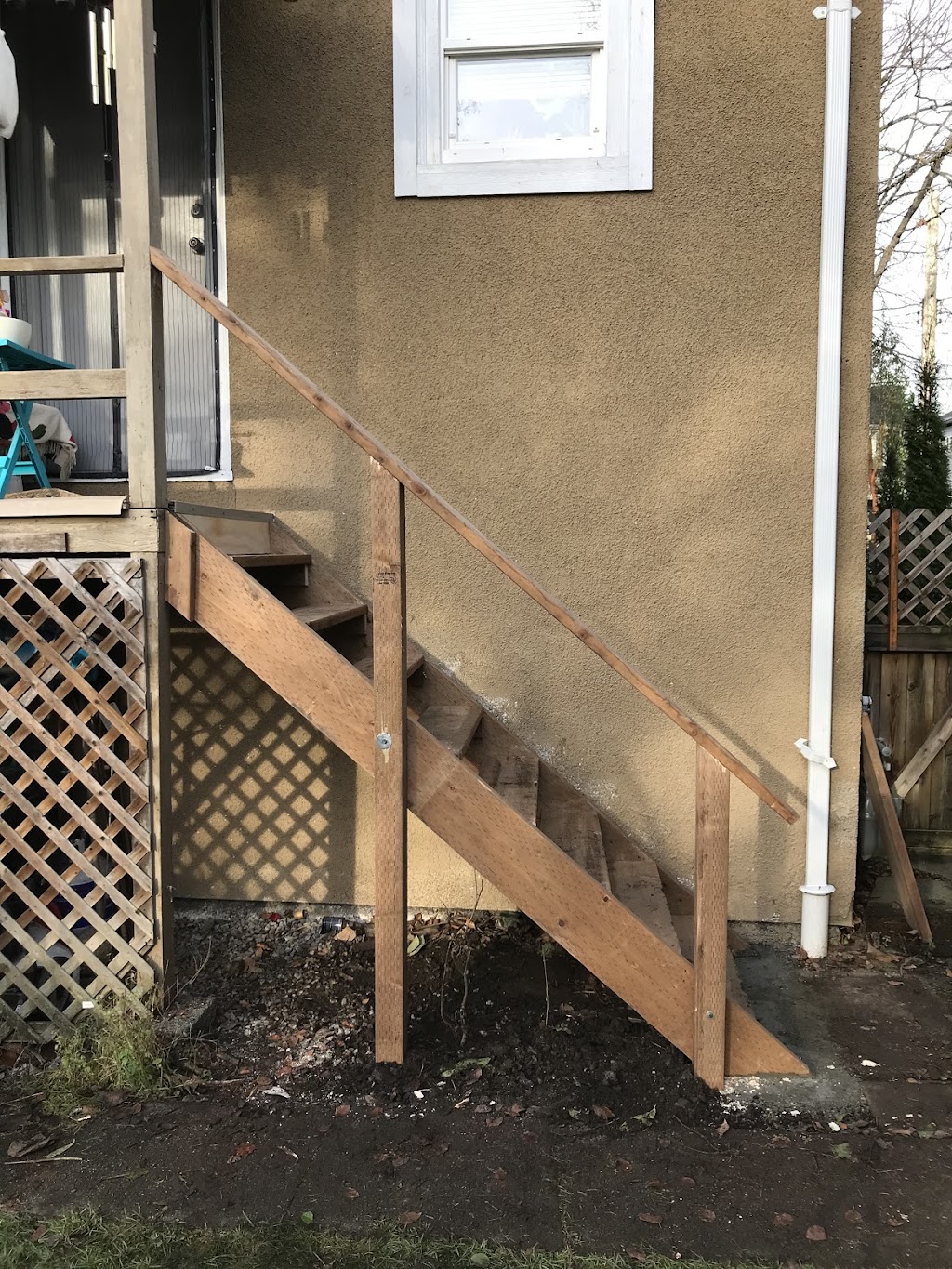 Maple Renovation handyman | 1030 Ottawa Ave, West Vancouver, BC V7S 2J1, Canada | Phone: (604) 868-1569