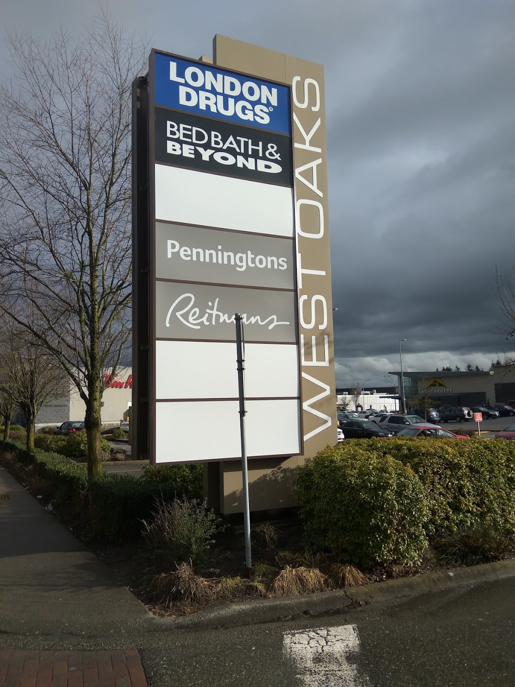 Penningtons | 32700 S Fraser Way, Abbotsford, BC V2T 4M5, Canada | Phone: (604) 504-1681