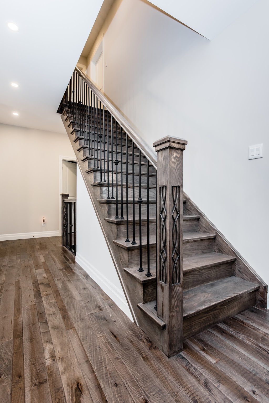 Modern Hardwood | 443 Eastchester Ave E #2, St. Catharines, ON L2M 6S2, Canada | Phone: (905) 682-4000