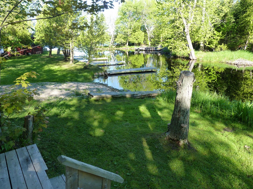 Viva Villa Cottages | 497 Lakeshore Rd, Kagawong, ON P0P 1J0, Canada | Phone: (705) 282-2896