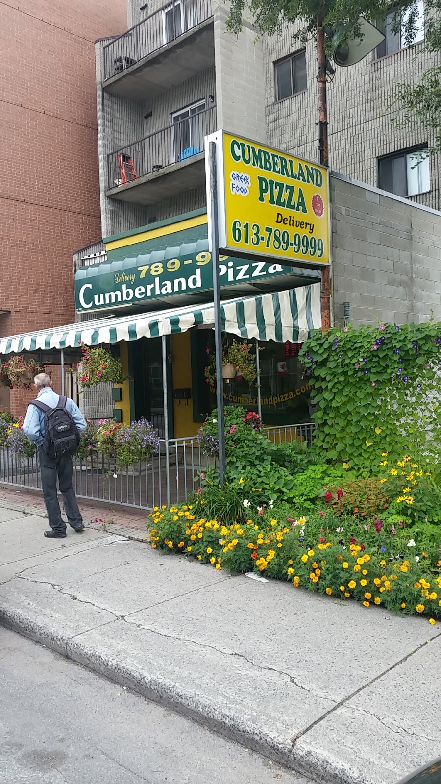 Cumberland Pizza | 152 Nelson St, Ottawa, ON K1N 7R5, Canada | Phone: (613) 789-9999