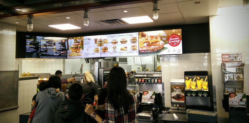 McDonalds | 6020 - 6086 Russ Baker Way, Richmond, BC V7B 1B4, Canada | Phone: (604) 718-1013