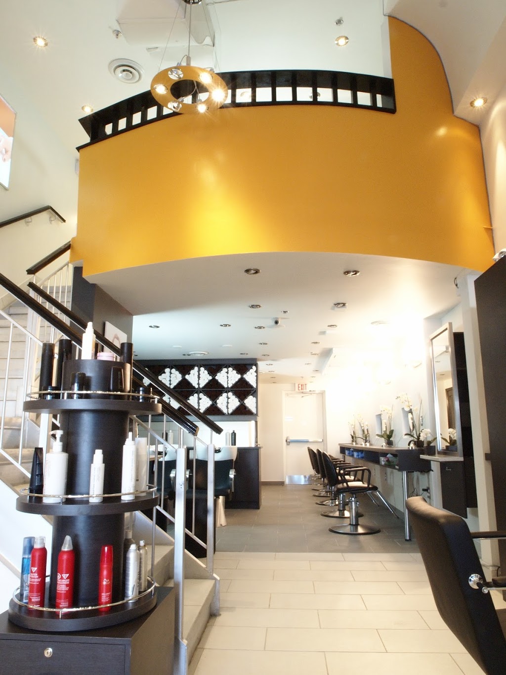 Reflections II Salon & Spa | 5517 Hazeldean Rd, Stittsville, ON K2S 0P5, Canada | Phone: (613) 831-7766