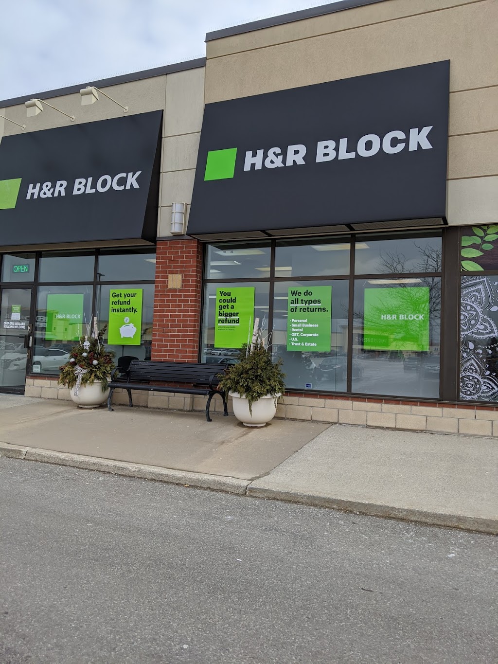 H&R Block | 210 North Service Rd W P1030, Oakville, ON L6M 2Y2, Canada | Phone: (905) 842-7600