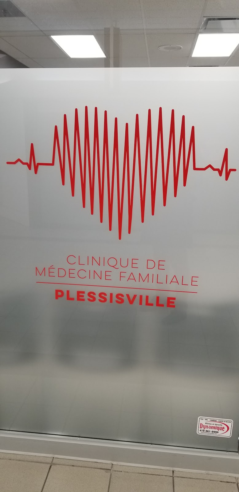 Clinique De Medecine Familiale | 1971 Rue Bilodeau, Plessisville, QC G6L 3J1, Canada | Phone: (819) 362-6337
