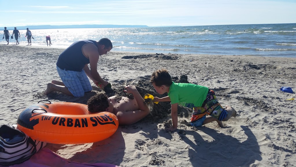 UG BeachWOD | 2nd St, Wasaga Beach, ON L9Z, Canada