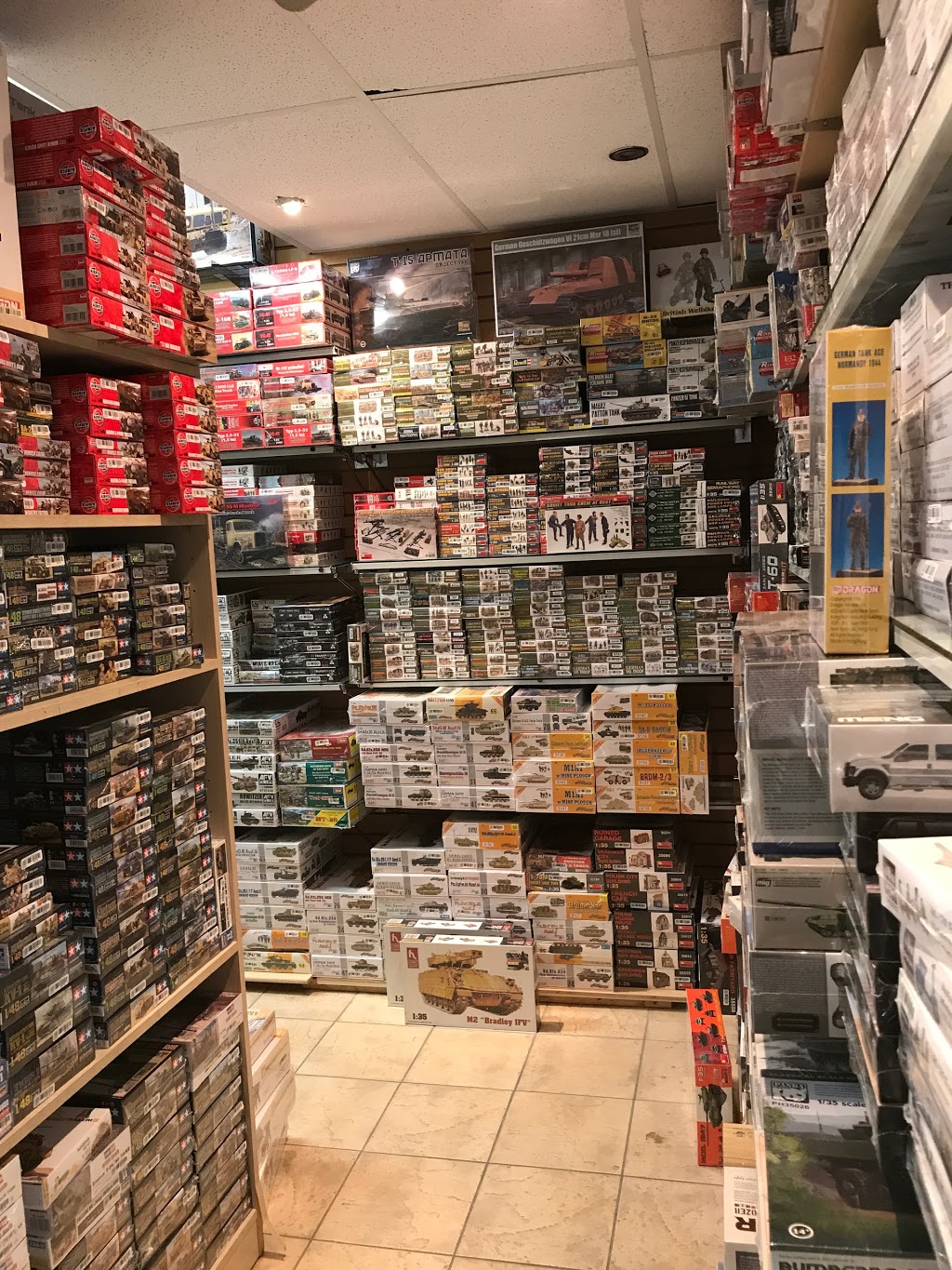 Wheels & Wings Hobbies | 1880 Danforth Ave, Toronto, ON M4C 1J4, Canada | Phone: (416) 752-0071