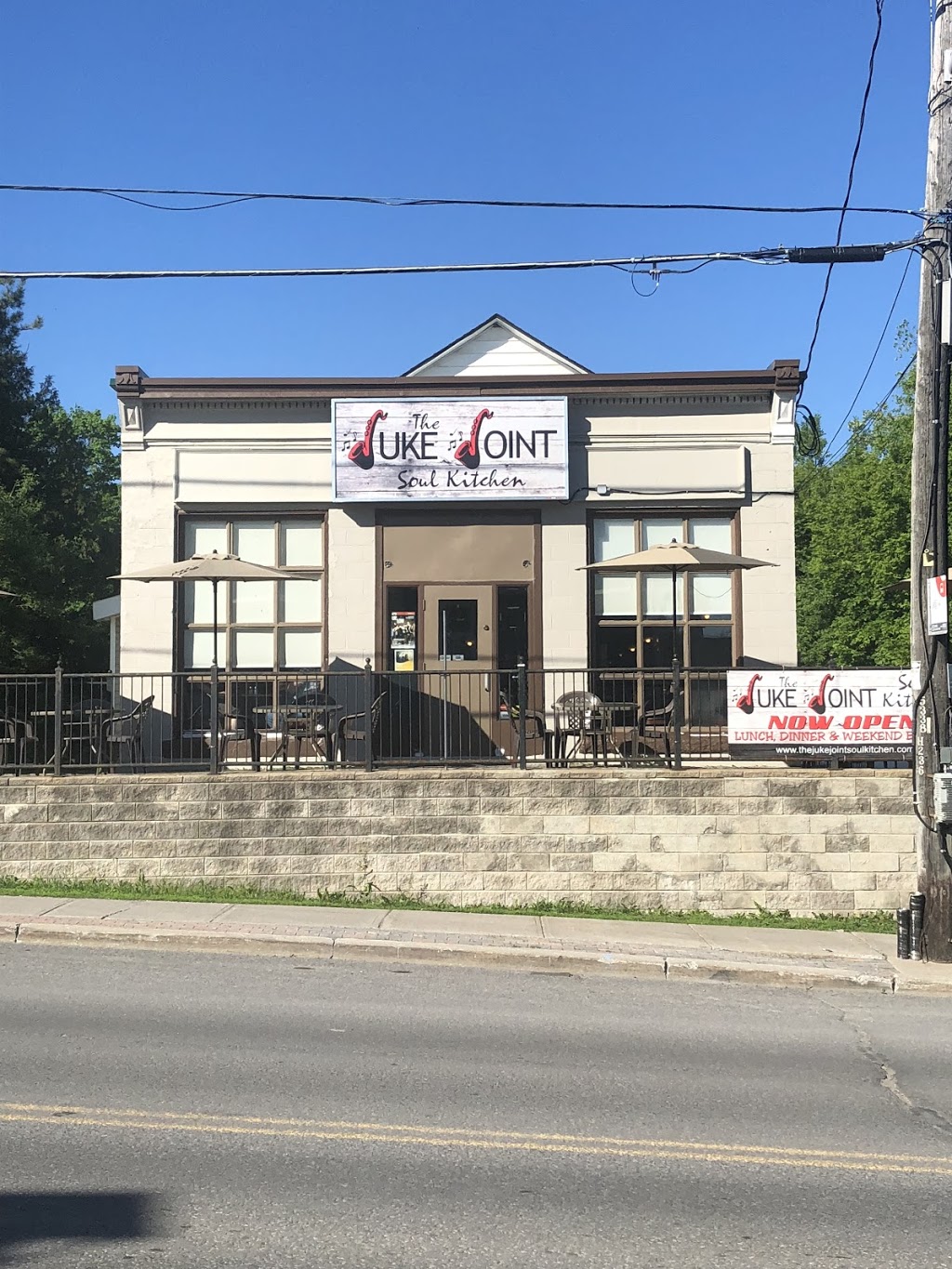 The Juke Joint Soul Kitchen | 3740 Carp Rd, Carp, ON K0A 1L0, Canada | Phone: (613) 470-8888