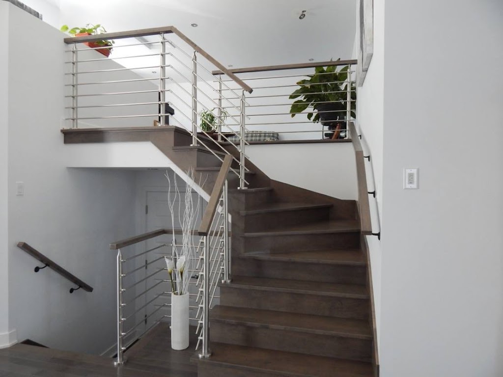 Escalier Classique | 3556 Bd des Entreprises, Terrebonne, QC J6X 4J8, Canada | Phone: (514) 990-3885