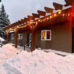 Rocky Mountain Guest House | 5 Nelson Ave, Mountain View, AB T0K 1N0, Canada | Phone: (403) 360-6273