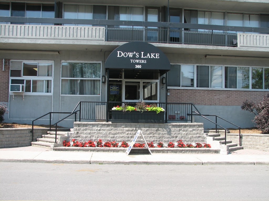 Dows Lake Towers | 360 Bell St S, Ottawa, ON K1S 5E8, Canada | Phone: (613) 234-2820