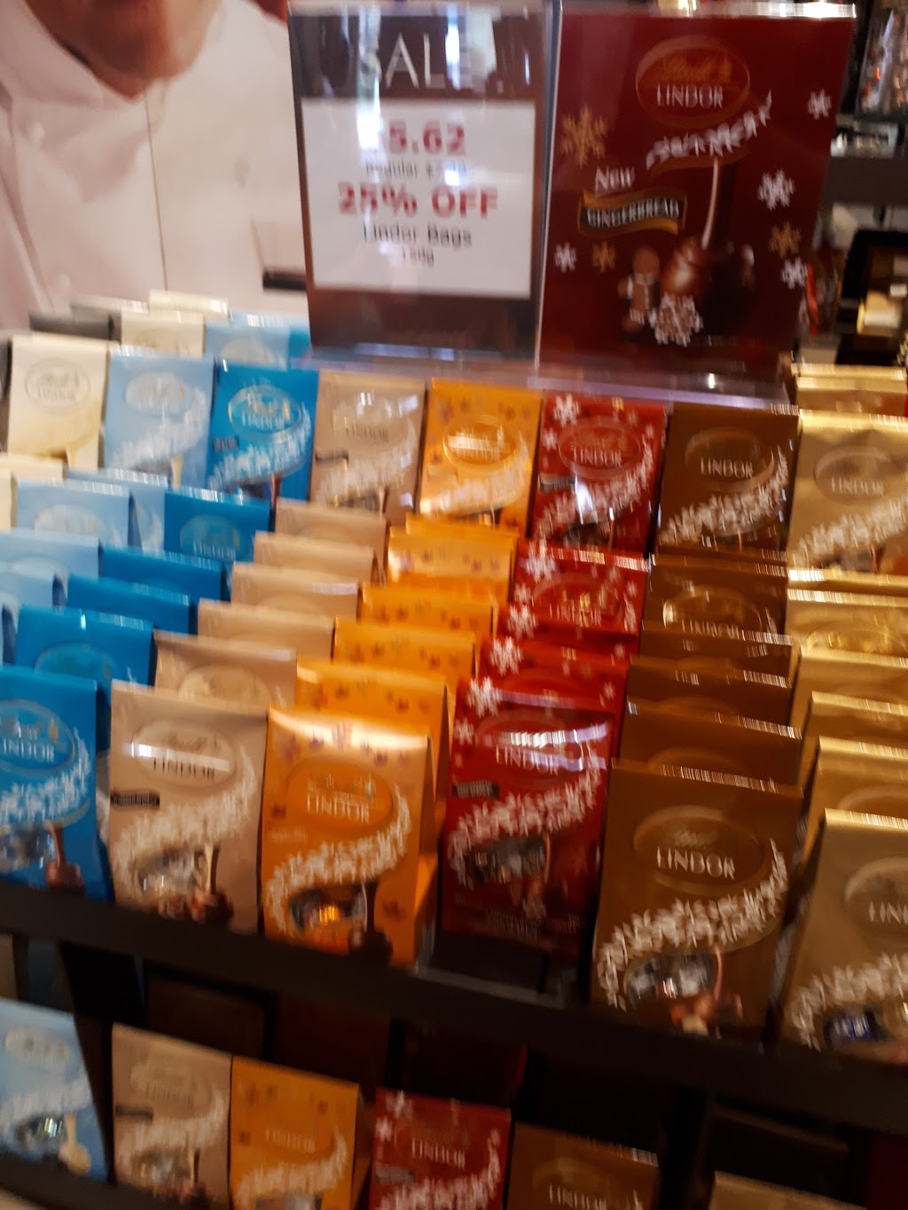 Lindt | 1230 Wellington Rd, London, ON N6E 1M3, Canada | Phone: (519) 681-7777