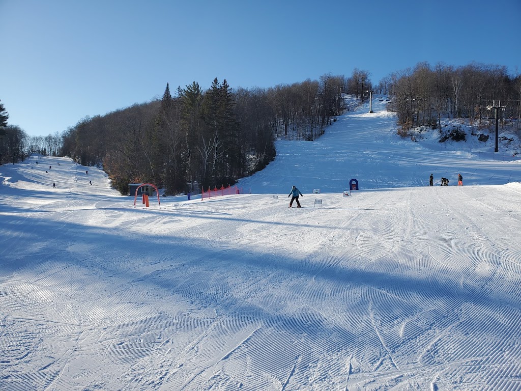 Ski Montcalm | 3294 Rue Park, Rawdon, QC J0K 1S0, Canada | Phone: (450) 834-3139