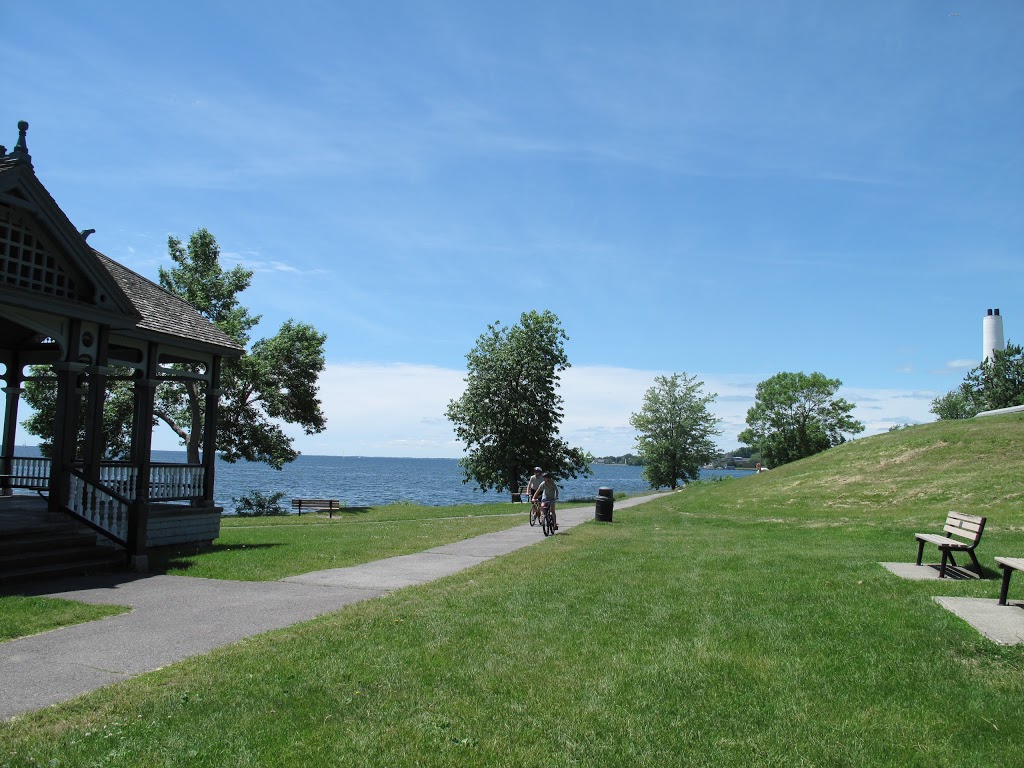 Recreation and park shelter | Kingston, ON K7L, Canada