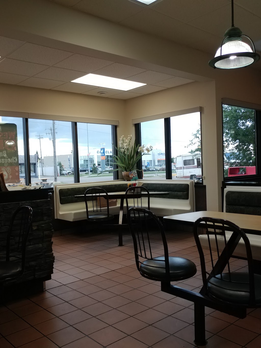 Dairy Queen | 5004 46 St, Olds, AB T4H 1A5, Canada | Phone: (403) 556-3555