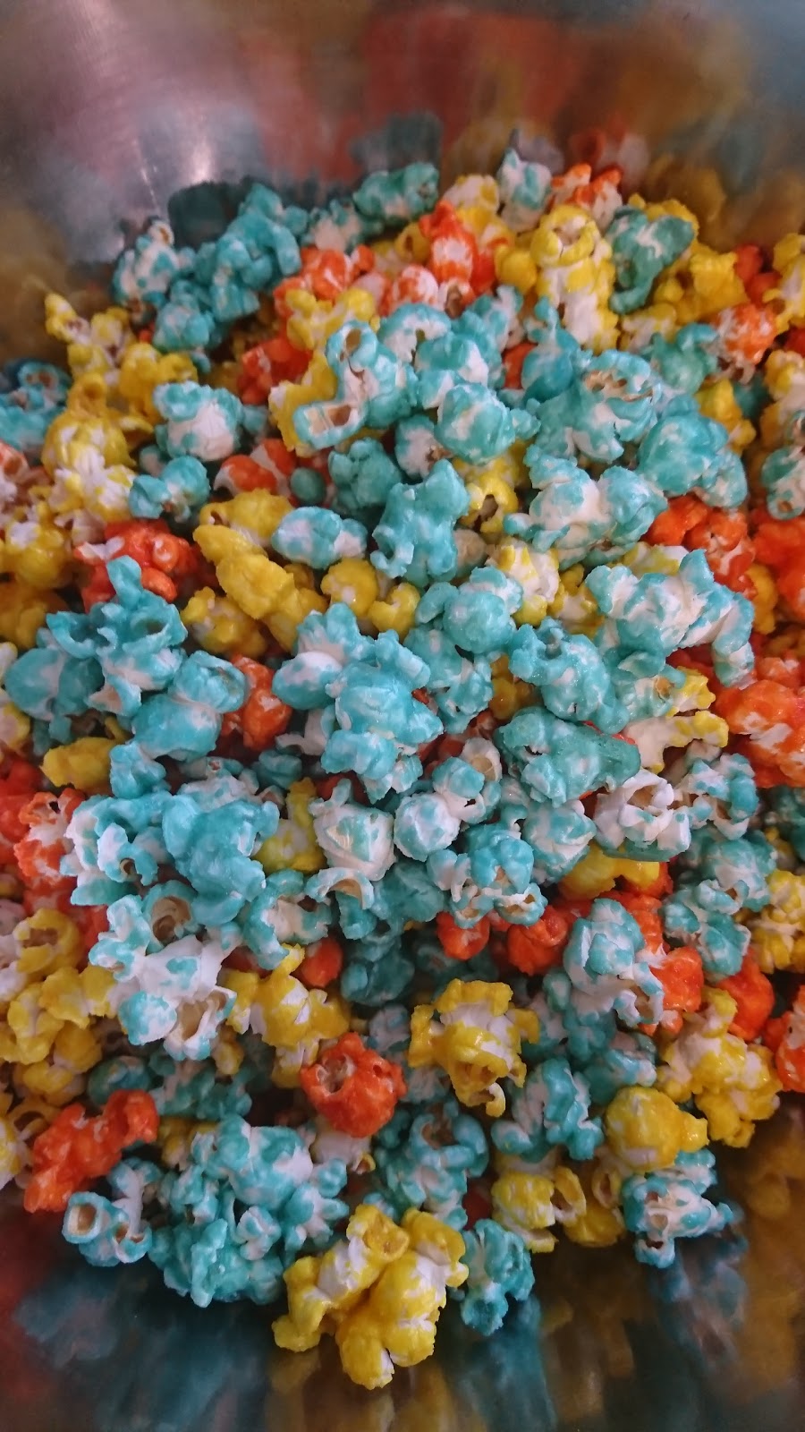 Poppys Popcorn Wasaga Beach | 1048 Mosley St, Wasaga Beach, ON L9Z 2G1, Canada | Phone: (705) 812-5260