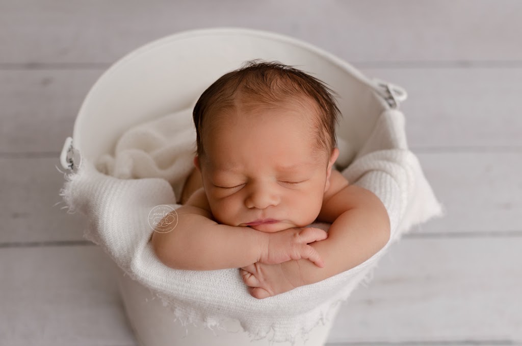 Pure Natural Newborn Photography | 124 Main St E, Almonte, ON K0A 1A0, Canada | Phone: (613) 371-4594