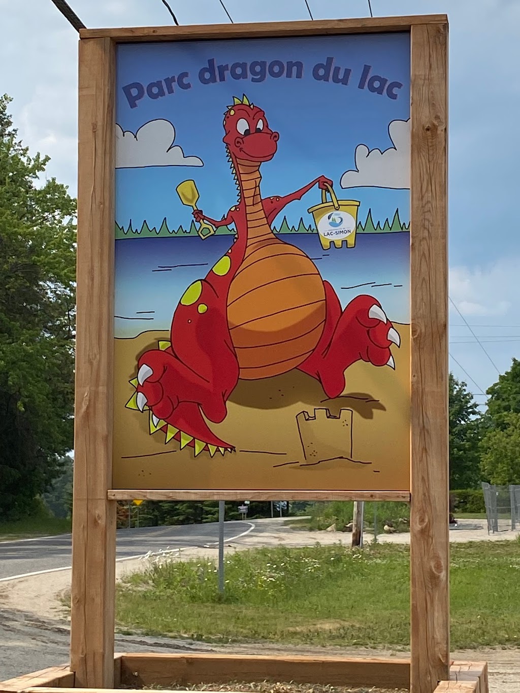 Parc du Dragon du Lac | 544 Chem. du Tour du Lac, Lac-Simon, QC J0V 1E0, Canada | Phone: (819) 428-3906