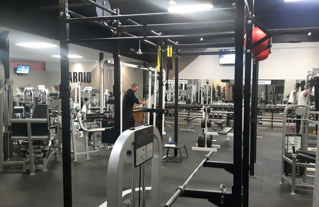 Shelburne Family Fitness | 134 Main St W, Shelburne, ON L9V 3M3, Canada | Phone: (519) 939-6645