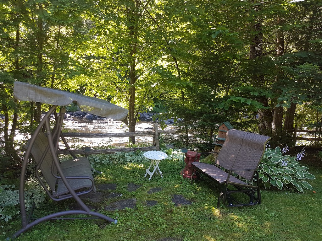 Chalet Domaine Hénault | 151 Chemin du Domaine Hénault, Saint-Jean-de-Matha, QC J0K 2S0, Canada | Phone: (514) 794-0560