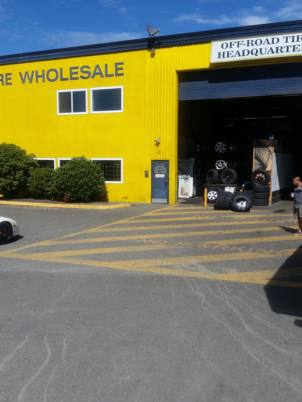 National Tire Wholesale | 7447 River Rd, Delta, BC V4G 1B9, Canada | Phone: (604) 946-5681